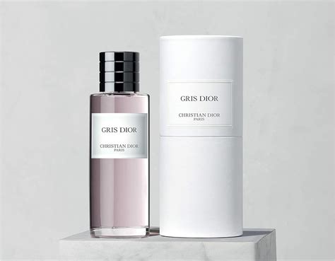 gris dior paris